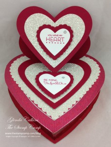Easel Heart