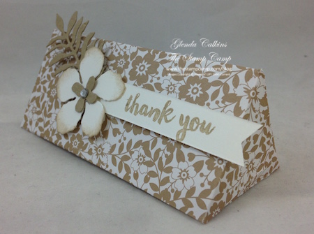 triangle treat holder inside
