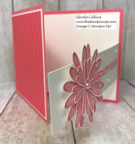 This is my featured stamp set for June it is the New Daisy Lane Bundle and I also added the Daisy punch. The bundle has the smaller Daisy punch in it. Details on my blog: https://wp.me/p59VWq-ac3 #stampinup #thestampcamp #daisylane #stamps #funfold