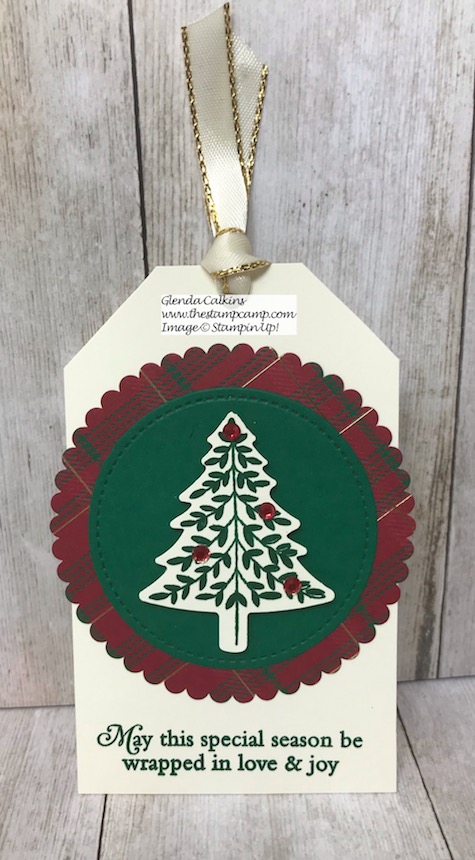 Perfectly Plaid Bundle is perfect for making Christmas Tags. Details on my blog here: https://wp.me/p59VWq-arf #tags #christmas #stampinup #thestampcamp
