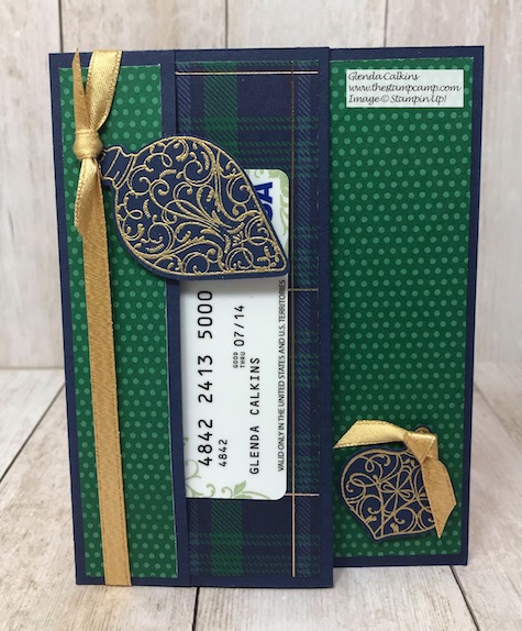 This is the Christmas Gleaming Bundle Fun Fold Gift Card Holder and a Card all in one. Details can be found on my blog here: https://wp.me/p59VWq-axM #stampinup #thestampcamp #giftcardholder #christmas