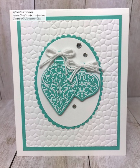 This is the Christmas Gleaming Bundle turned into a gorgeous Sticky Note Holder for anyones desk with coordinating Christmas card. Details can be found on my blog here: https://wp.me/p59VWq-aB2 #stampinup #thestampcamp #stickynote #christmas