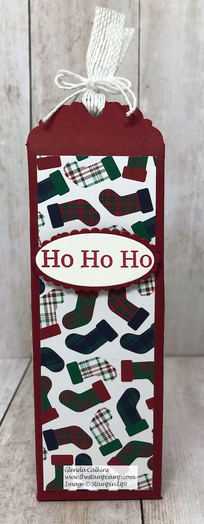 Day 4 in my 12 Days of Christmas Gift Giving Ideas. This is a box created using the Scallop Tag Topper Punch and the Bath & Body Works Lotion fits in perfectly! Details on my blog here: https://wp.me/p59VWq-aBg . #thestampcamp #stampinup #christmasgift #box #punch