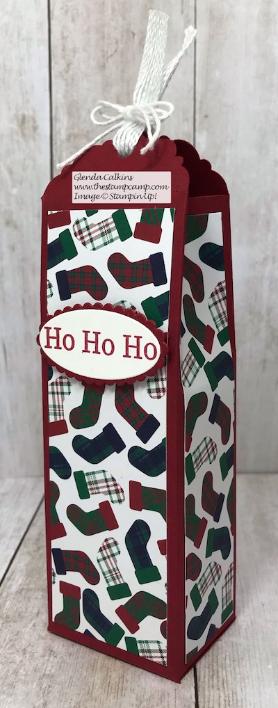 Day 4 in my 12 Days of Christmas Gift Giving Ideas. This is a box created using the Scallop Tag Topper Punch and the Bath & Body Works Lotion fits in perfectly! Details on my blog here: https://wp.me/p59VWq-aBg . #thestampcamp #stampinup #christmasgift #box #punch