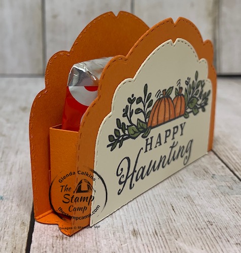 This week for Make It Monday I have this super cute treat holder created using the Celebration Tidings Bundle. You could create this treat holder for many different occasions. You could also make it a name place card for your Thanksgiving festivities. Details can be found on my blog here: https://wp.me/p59VWq-bxp. #stampinup #thestampcamp #celebrationtidings #treatholder