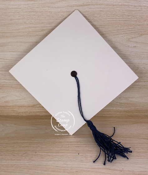 How to create a graduation card any grad would love to receive. This is not only a graduation card but a gift card holder as well. #thestampcamp #stampinup #graduation