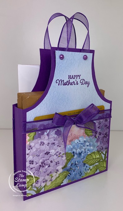 Make It Monday Today I'm going to show you how to create a Mother's Day Gift that all Mom's would love to Receive! Who doesn't like Chocolates and Gift Cards? #thestampcamp #stampiup #mothersday