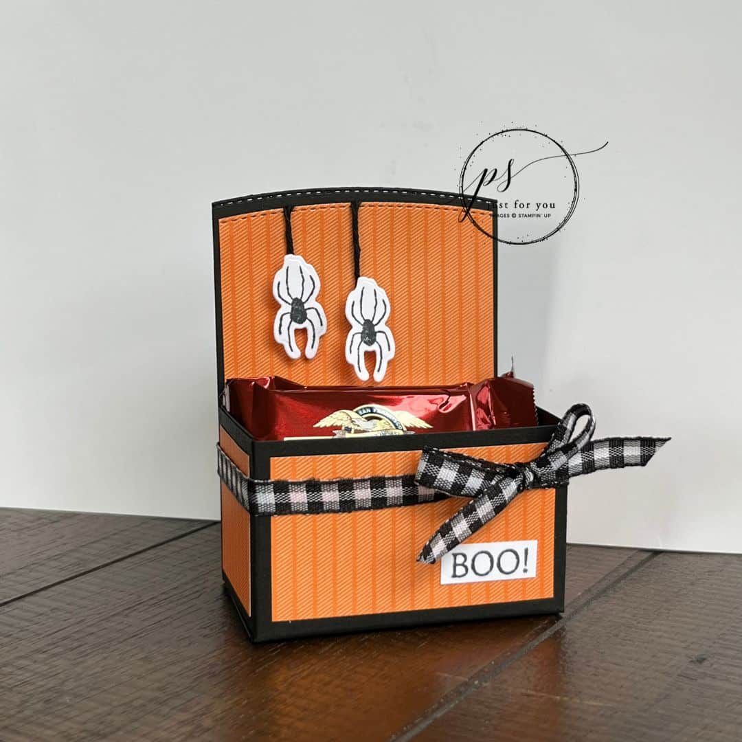 halloween treat holders. fall themed cards